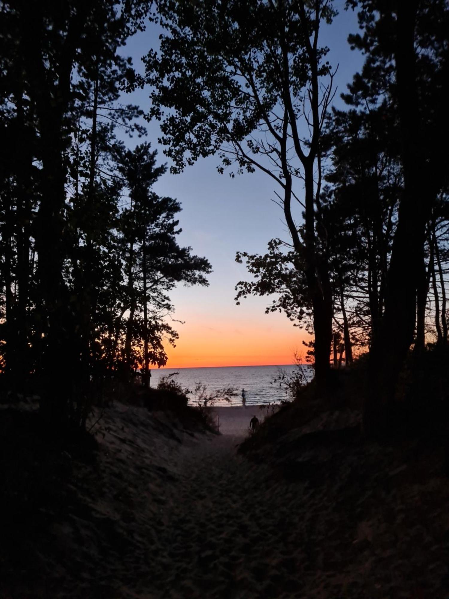 Baltic Sunset Lejlighed Pobierowo Eksteriør billede